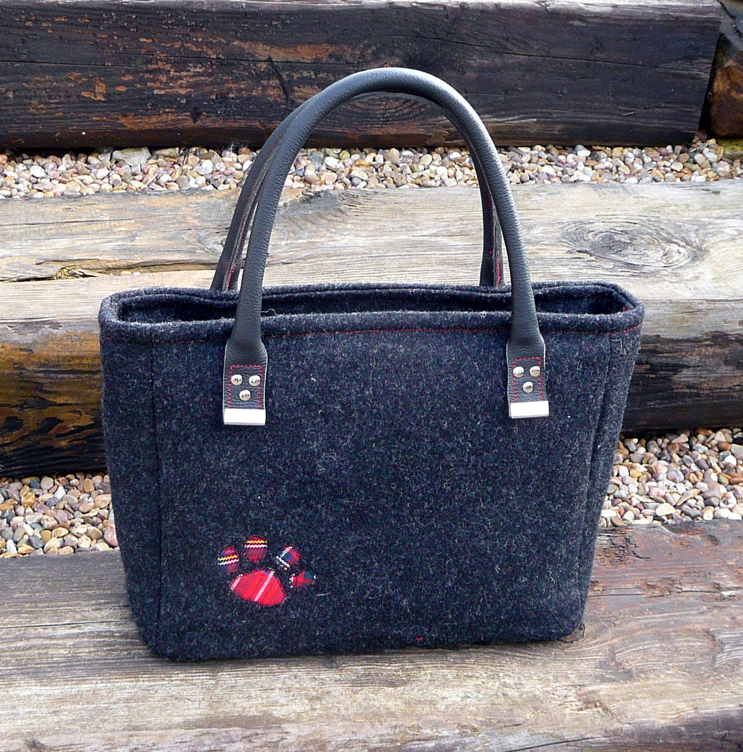 CRB Fashion Pit Bull Face Dog Handbag Purse Shoulder Bag (Black) :  Amazon.in: Shoes & Handbags